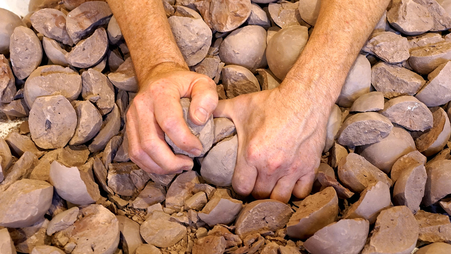 Ball Breaker, 2021, live performance for Riga Performance Festival<br><br>I break 100 ceramic balls (100 for its connotation: self-determination, independence, and infinite potential).